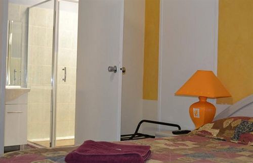 אוקלי Chadstone Executive Motel מראה חיצוני תמונה